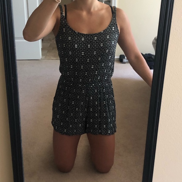 Small Black and White Romper - Picture 1 of 4